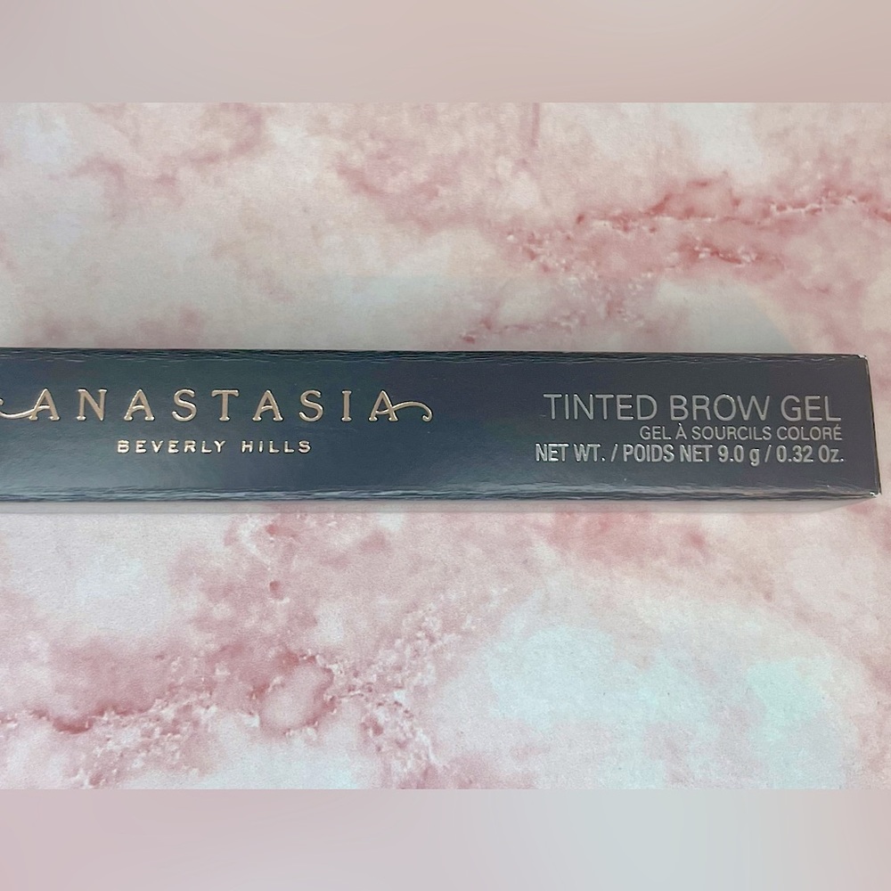Anastasia Beverly Hills Tinted Brow Gel in Cholocate Brown ABH